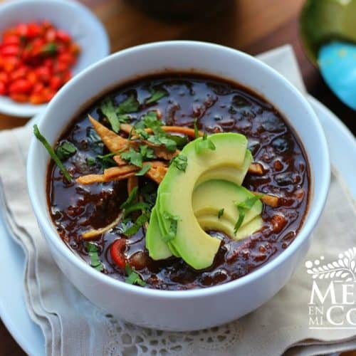 sopa de frijoles negros